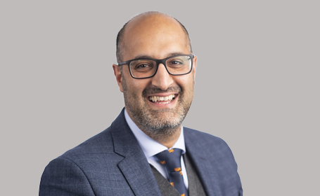 Portrait of Mr Zameer Shah , Consultant Orthopaedic Surgeon