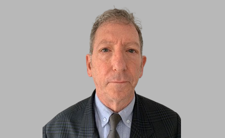 Portrait of Dr Andrew Visioli , Consultant Oncologist