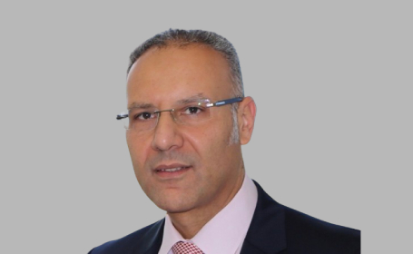 Portrait of Mr Ahmed Hamouda , Consultant Bariatric, Upper GI and Laparoscopic Surgeon