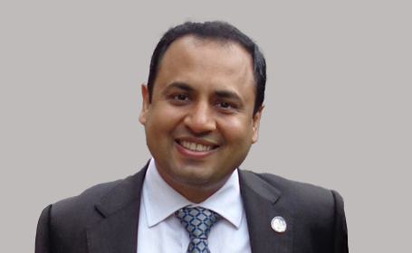 Portrait of Mr Tarun Singhal , Consultant Laparoscopic Colorectal Surgeon