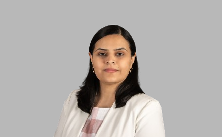 Portrait of Ms Smriti Kuntal , Consultant Gynaecologist & Obstetrician