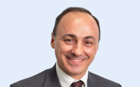 Portrait of Mr Rajab Kerwat , Consultant Laparoscopic & Gastrointestinal Surgeon