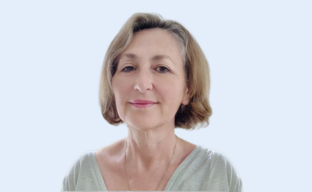 Portrait of Professor Carrie Newlands , Consultant Oral and Maxillofacial Surgeon