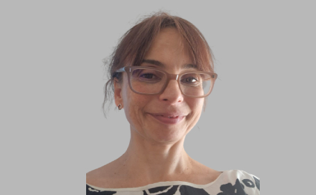 Portrait of Dr Lucinda Melcher , Consultant Clinical Oncologist