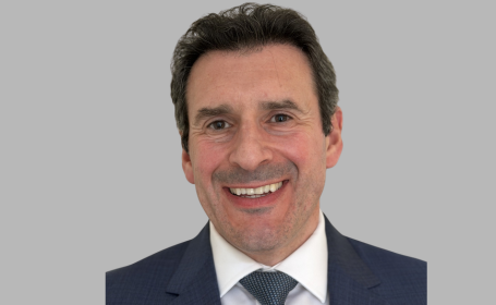 Portrait of Mr Steven Kyriacou , Consultant Orthopaedic & Upper Limb Surgeon