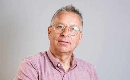 Portrait of Dr Ian Redmond , Consultant Neurologist