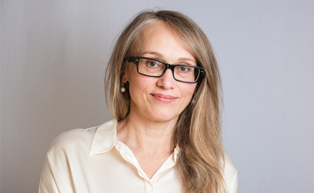 Portrait of Dr Jindriska Lindsay , Consultant Haematologist