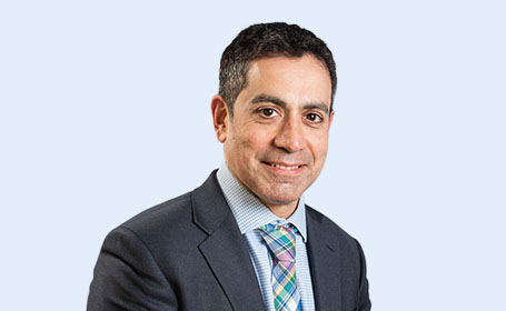 Portrait of Dr Ramin Baghai-Ravary , Consultant Physician