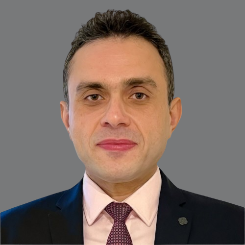 Portrait of Mohammed Shaeir , Consultant Revision Hip and Knee Surgeon 