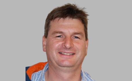 Portrait of Mr Joe Devereux , Consultant Ophthalmic Surgeon