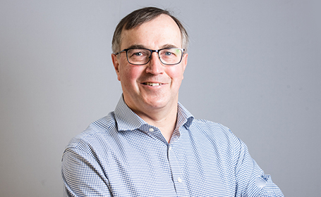 Portrait of Mr Luc Louette , Consultant Orthopaedic Surgeon