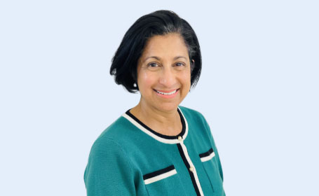 Portrait of Ms Anita Hazari , Consultant Plastic, Cosmetic and Reconstructive Surgeon
