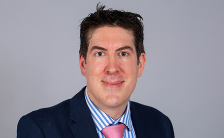 Portrait of John Bladen , Consultant Ophthalmologist and Oculoplastic Surgeon
