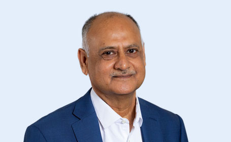 Dr Riaz Ahmed - Paediatrician in London and Kent