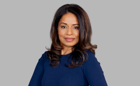 Portrait of Mrs Tara Lane , Consultant Ophthalmologist