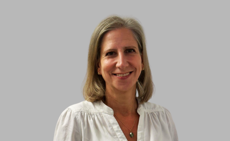 Portrait of Dr Helen Eagleton , Consultant Haematologist