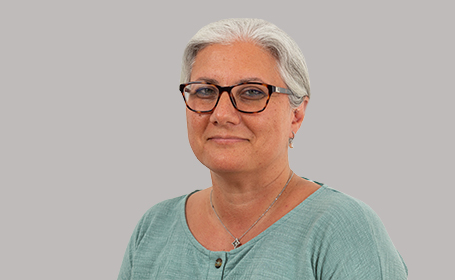 Portrait of Dr Mitra Shahidi , Consultant in General & Respiratory Medicine