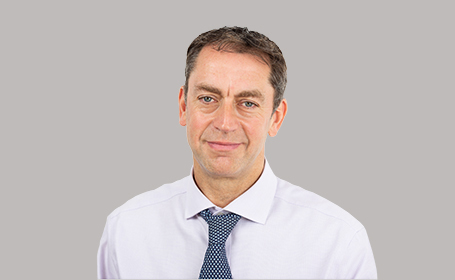 Portrait of Mr Christopher Wayne , Consultant Gynaecologist & Obstetrician