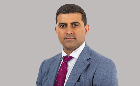 Portrait of Mr Karan Johal , Consultant Trauma & Orthopaedic Surgeon