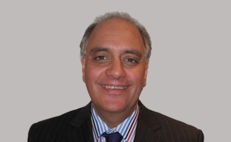 Portrait of Dr Krishna Bakhshi , Consultant Anaesthetist & Pain Specialist