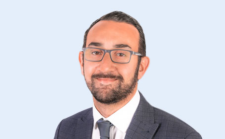 Portrait of Dr Anthony Isaacs , Consultant Rheumatologist