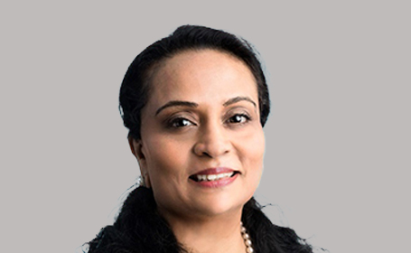 Portrait of Chelvi Kukendrarajah , Consultant Paediatrician