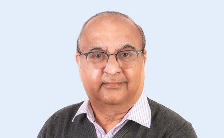 Portrait of Dr Kamal Sawhney , Consultant Paediatrician