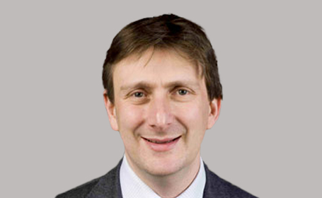 Portrait of Dr Simon Woldman , Consultant Cardiologist