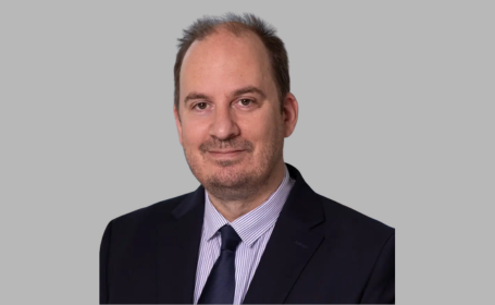 Portrait of Dr Apostolos Koffas , Consultant Gastroenterologist and Hepatologist