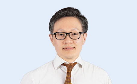 Portrait of Mr Jason Ho , Consultant Ophthalmologist & Vitreoretinal Surgeon