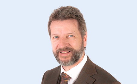 Portrait of Mr Matthew Bartlett , Consultant Orthopaedic Surgeon