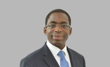 Portrait of Mr Nana Osei , Consultant Orthopaedic & Spinal Surgeon