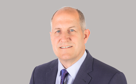 Portrait of Mr Simon Jennings , Consultant Orthopaedic Surgeon