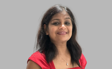 Portrait of Ms Neena Garg , Consultant Obstetrician and Gynaecologist