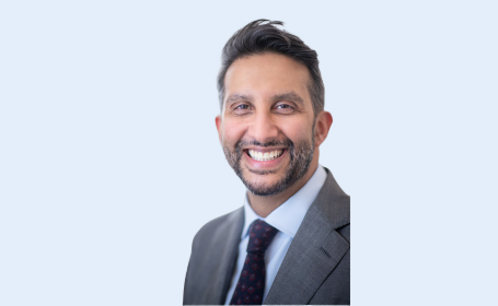 Portrait of Mr Niten Vig , Consultant Ophthalmic Surgeon 