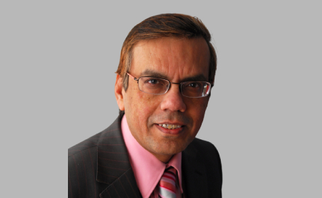 Portrait of Professor Roxy Senior , Consultant Cardiologist