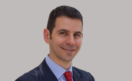 Portrait of Dr Daniel Glass , Consultant Dermatologist