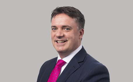 Portrait of Mr David McKenna , Consultant Orthopaedic Surgeon