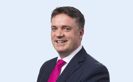 Portrait of Mr David McKenna , Consultant Orthopaedic Surgeon