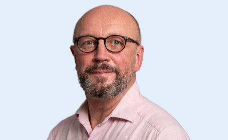Portrait of Dr David Watts , Consultant Gastroenterologist