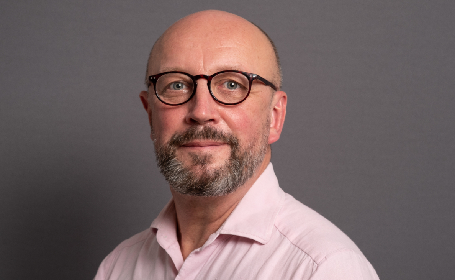 Portrait of Dr David Watts , Consultant Gastroenterologist