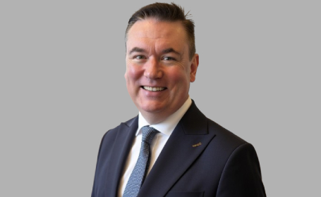 Portrait of Dr Richard Campbell , Consultant Rheumatologist