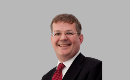 Portrait of Dr Howard J Marshall , Consultant Cardiologist