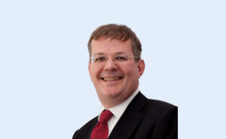 Portrait of Dr Howard J Marshall , Consultant Cardiologist