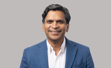 Portrait of Dr Maheshwar Chaudhari , Consultant in Pain Management