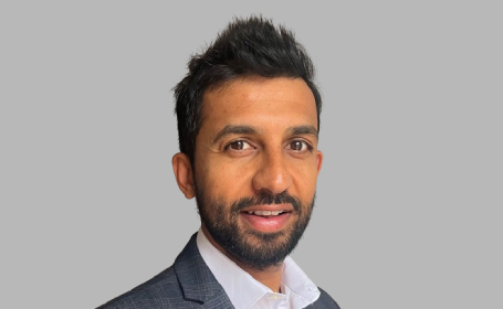 Portrait of Dr Ricky Shamji , Consultant in Sports, Exercise and Musculoskeletal Medicine