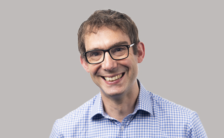 Portrait of Dr Robin Taylor , Consultant Cardiologist