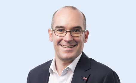 Portrait of Mr Richard Lovegrove , Consultant Colorectal & IBD Surgeon