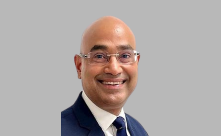 Portrait of Mr Vish Kumar , Consultant Orthopaedic Surgeon