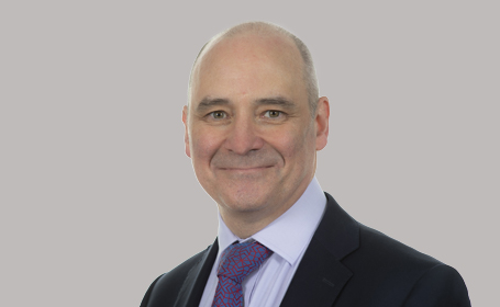 Portrait of Mr David Lavalette , Consultant Orthopaedic Surgeon